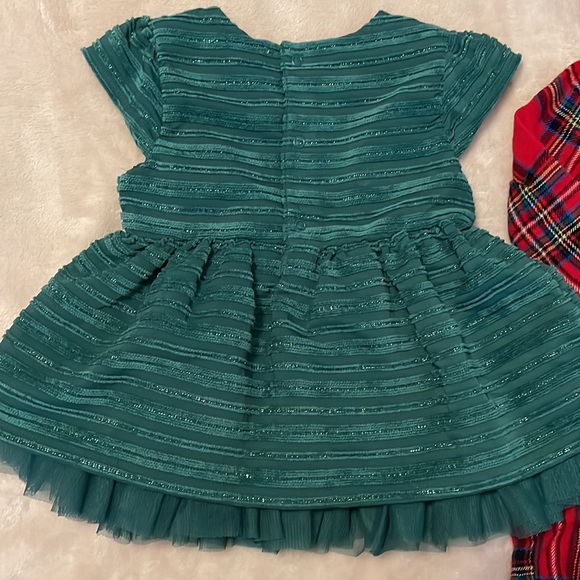 Christmas Holiday Red Plaid Bundle | 6-9 & 6-12 mos - Picture 4 of 13